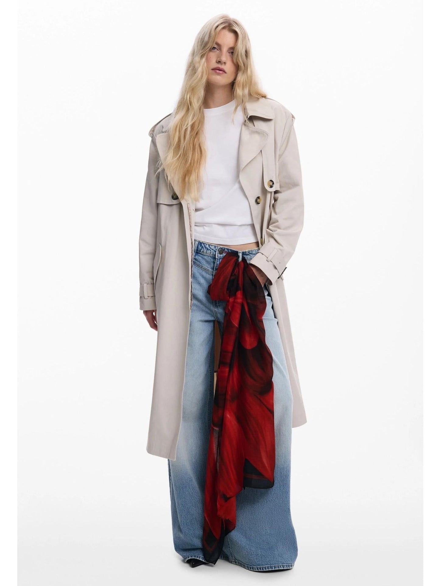 Desigual Foulard rettangolare a fiori Donna Nero