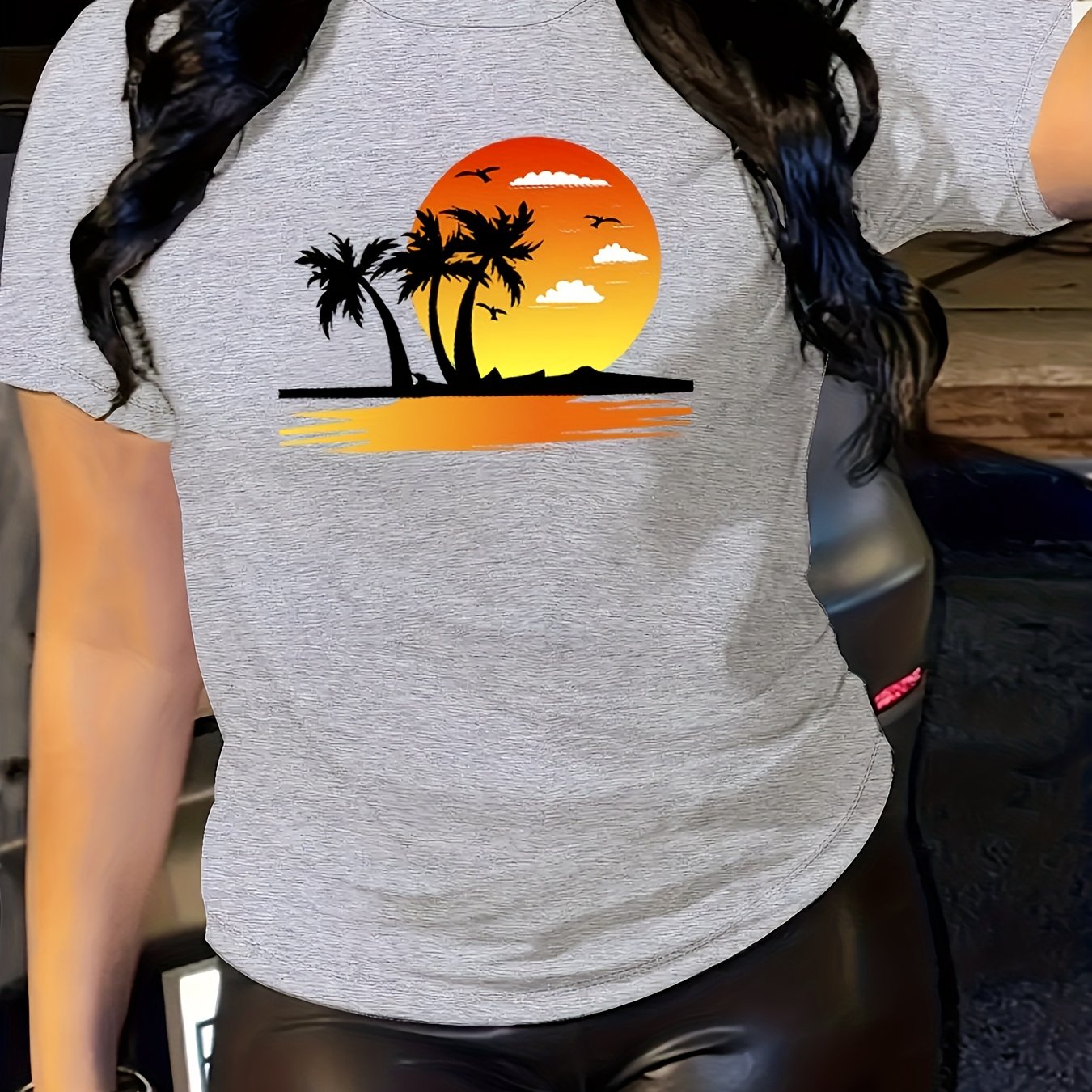Beach Sunset Print Crew Neck T-shirt, Casual Short Sleeve Top For Spring & Summer, Women's Clothing