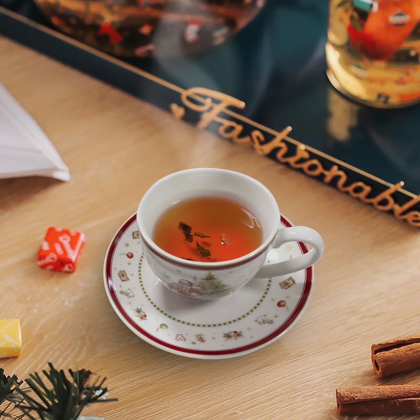 Tazza con piattino natalizia vintage con manico Babbo Natale in porcellana 6944