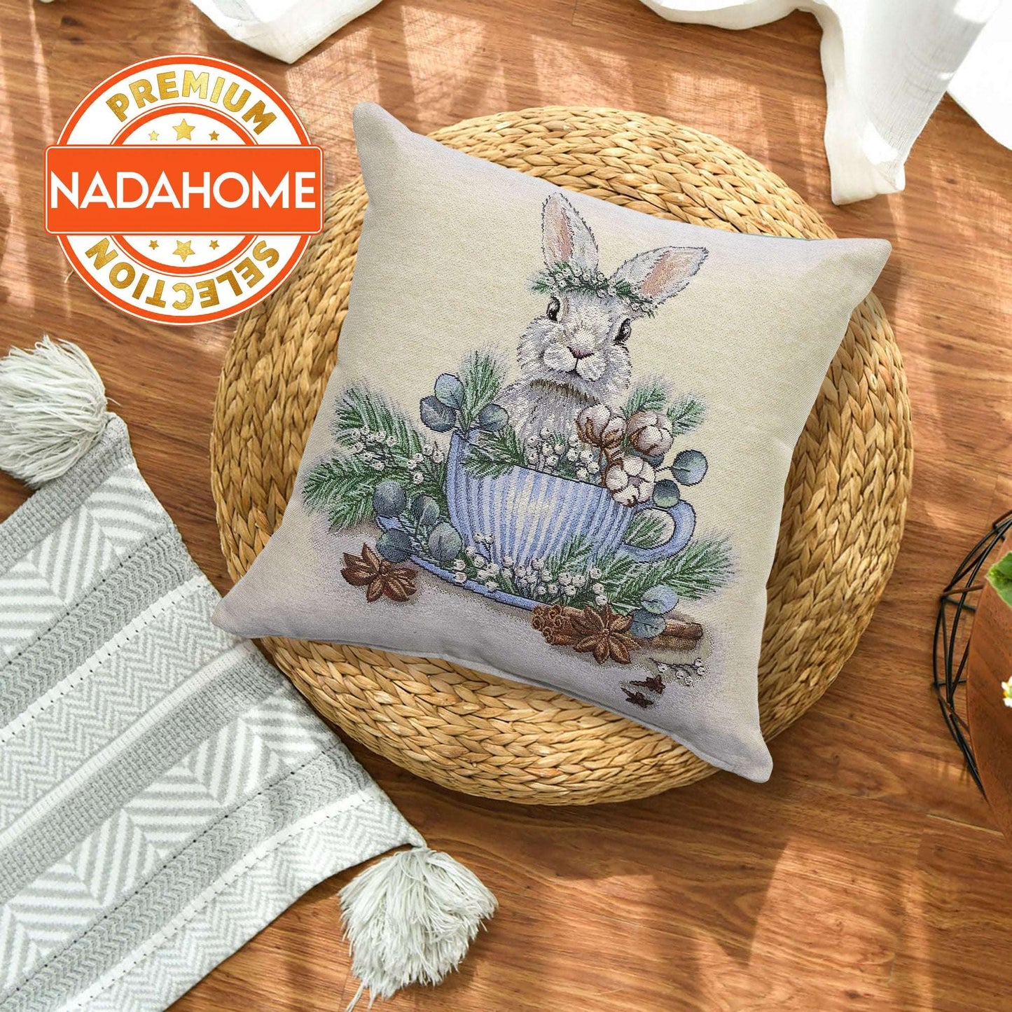 Cuscino arredo pasquale in gobelin decorazione Pasqua coniglio in tazza 7026