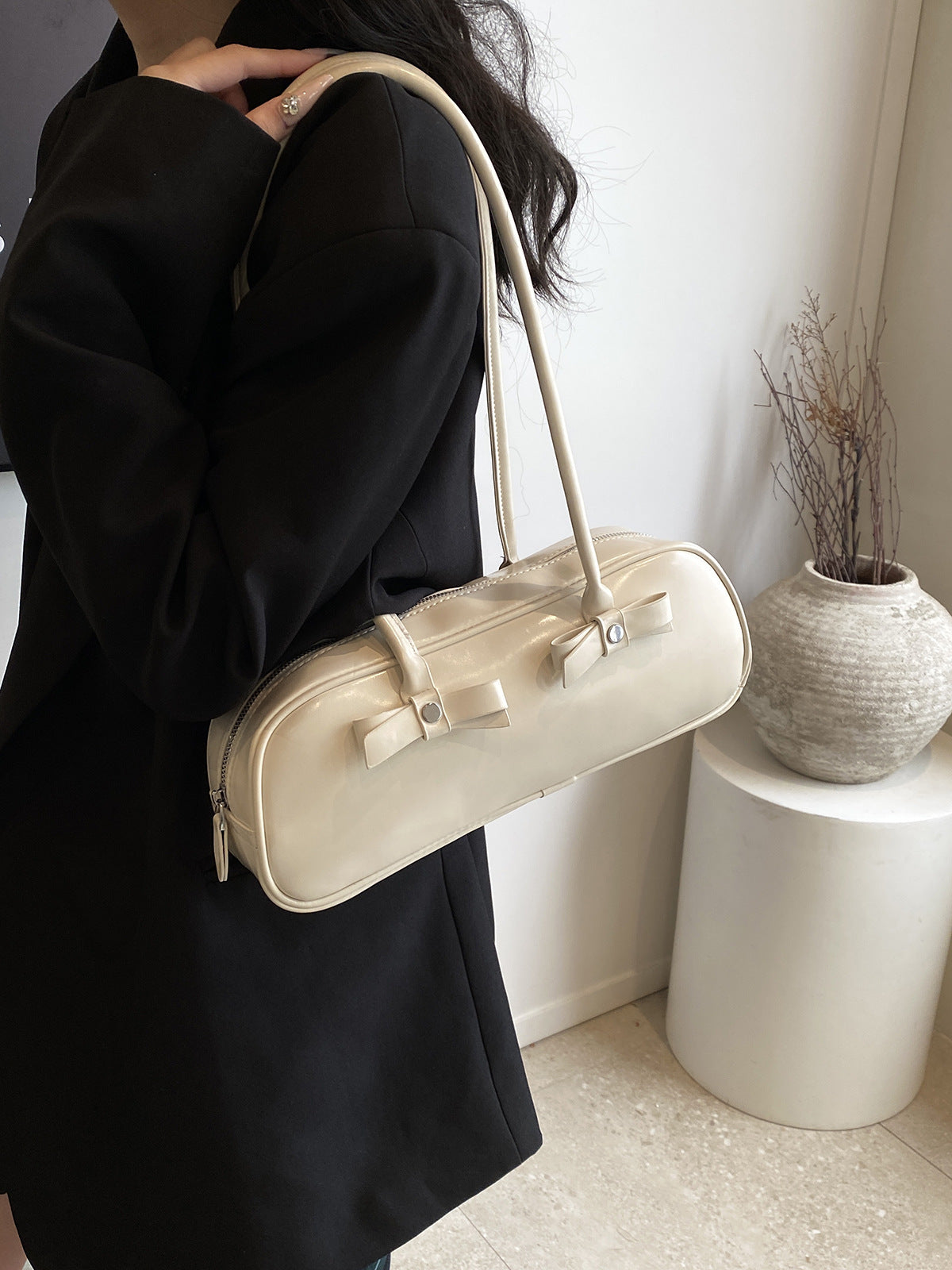 High Sense Fashionable Minority Design Underarm Portable Shoulder Bag