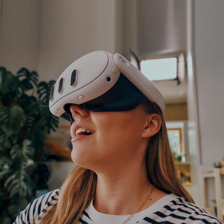 Meta Quest Oculus Quest 3s 256Gb Visore Vr All In One Avanzato Metaverso Fitness