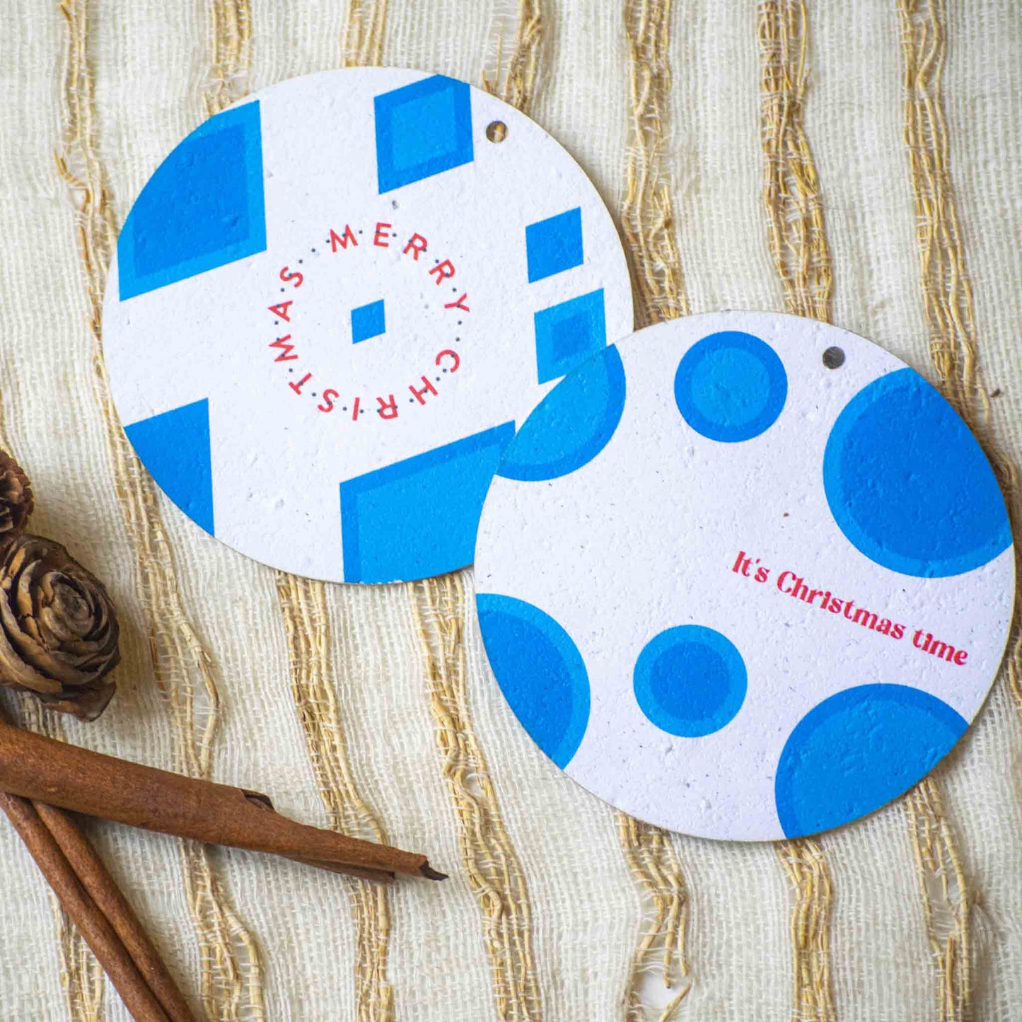 Sottobicchieri e palline di Natale in carta semi