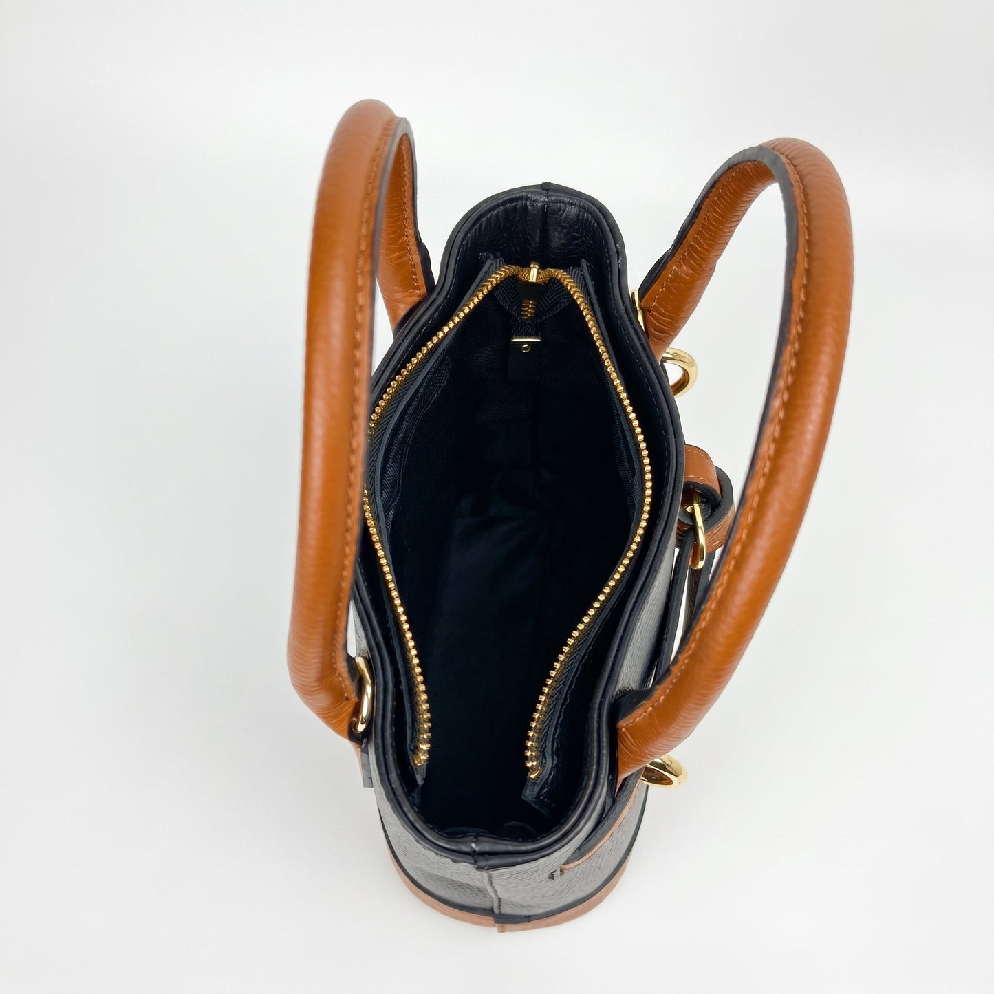 Borsa Bucky in Vera Pelle con Tracolla Regolabile