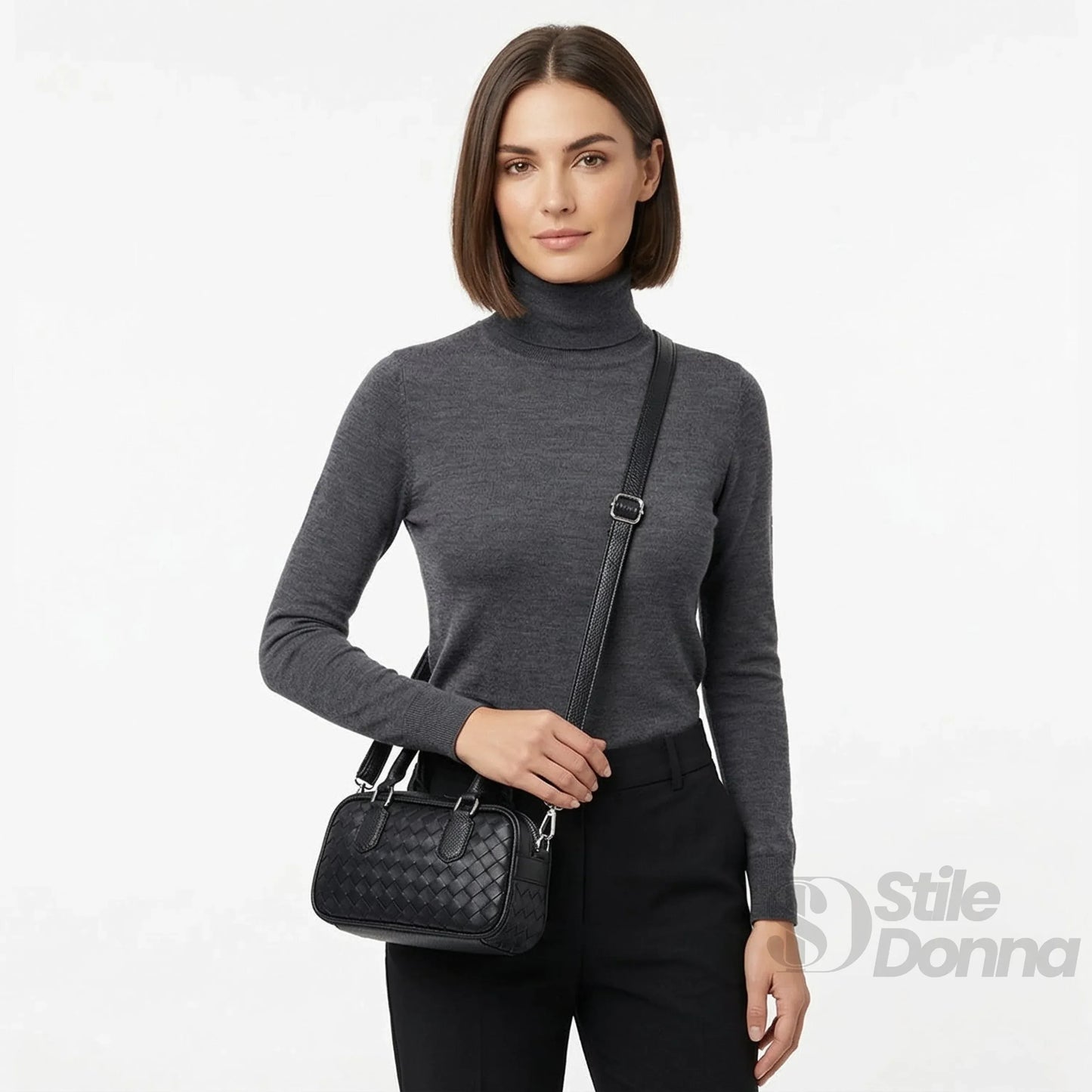 Borsa a Cilindro Intrecciata in Ecopelle Nera con Fodera Microfibra