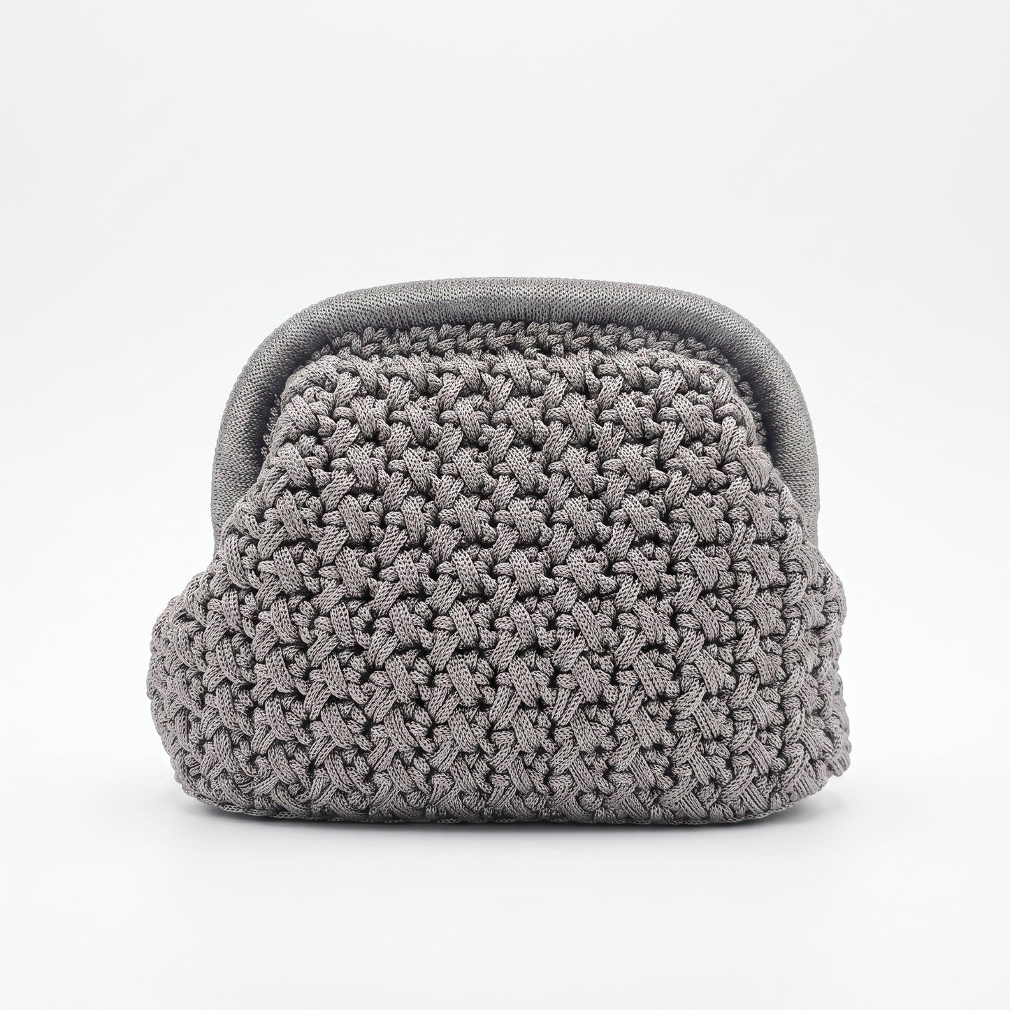 Borsa Fiorella in Crochet con Chiusura a Clip e Catena Dorata – Stile Donna