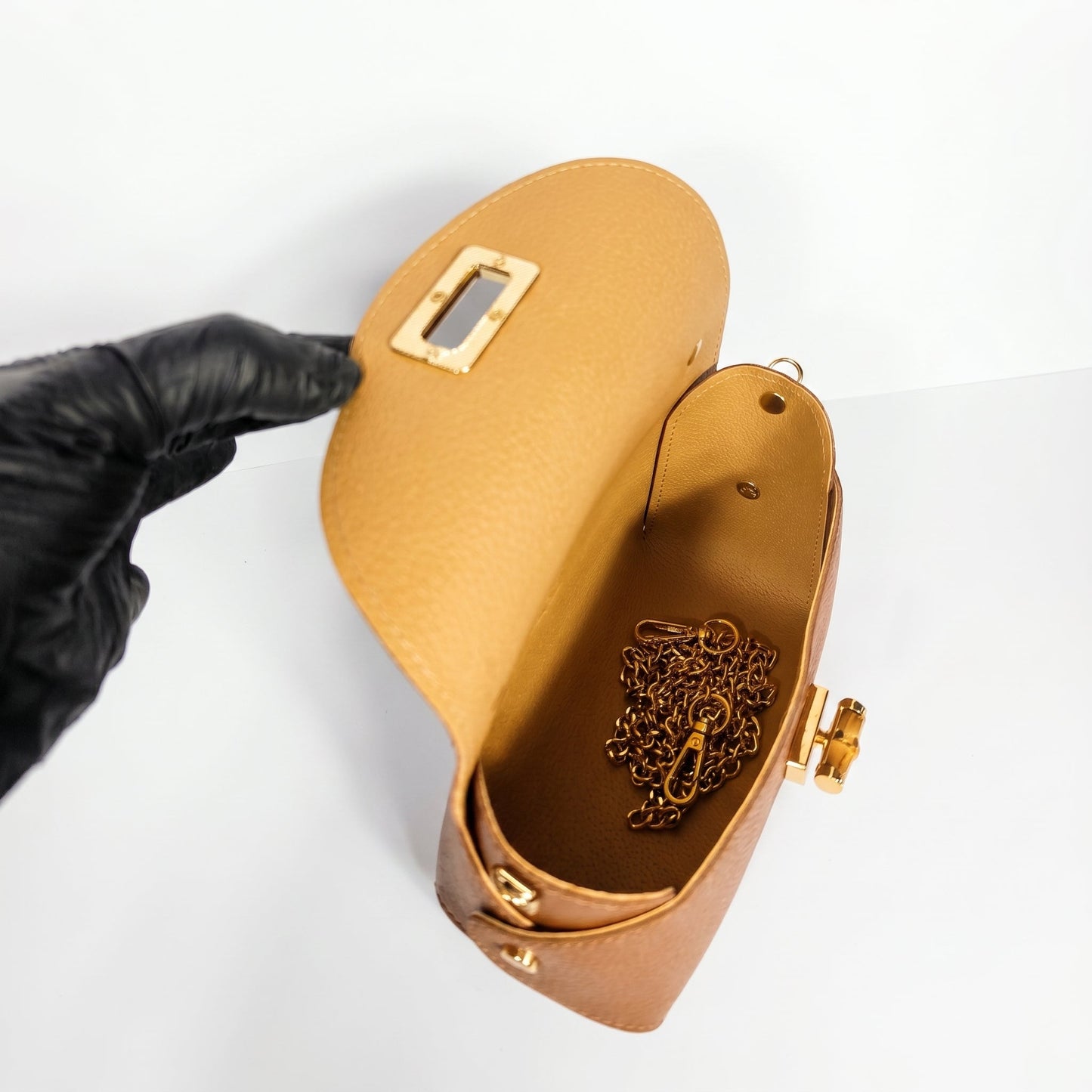 Amina Mini Borsa da Donna in Vera Pelle con Catena Dorata