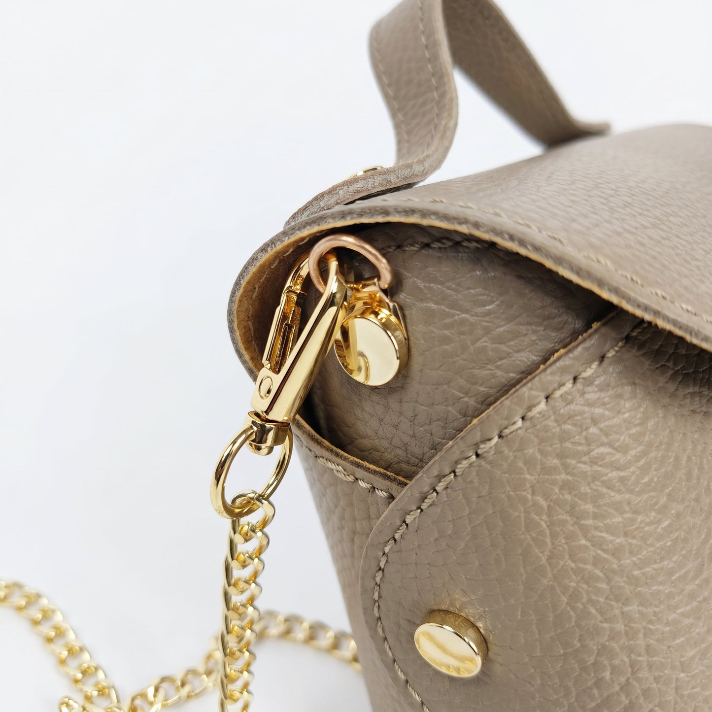 Amina Mini Borsa da Donna in Vera Pelle con Catena Dorata
