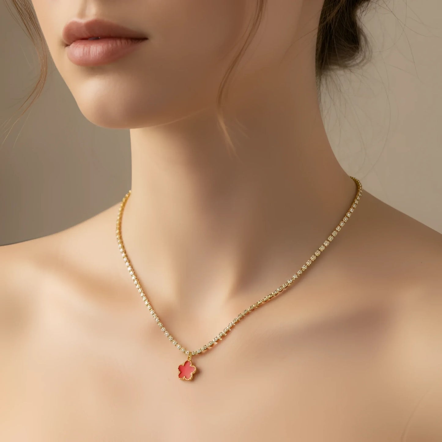 Collana Tennis in Cristallo Oro con Ciondolo Quadrifoglio Rosso