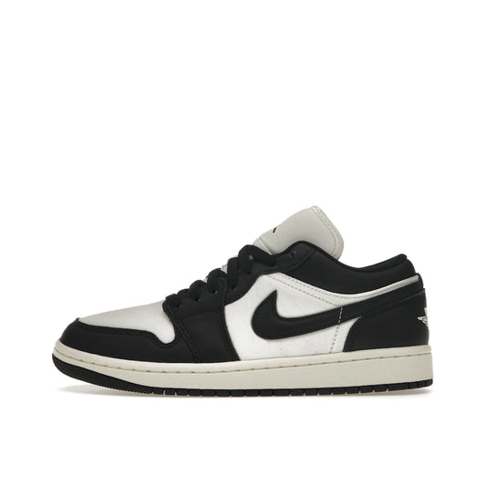 Air Jordan 1 Low SE Vintage Panda (Women's)