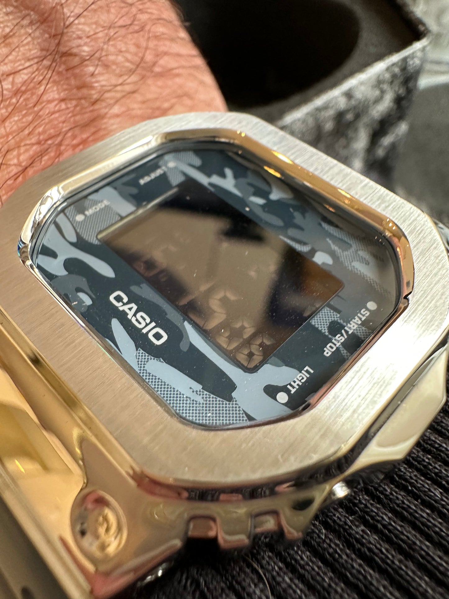 Orologio Casio GShock 5600 con copri cassa acciaio