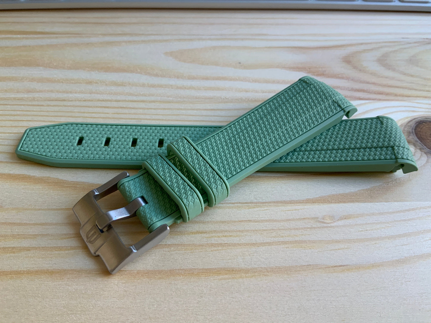 Cinturini silicone avvolgenti CARBON da 20mm per Omega x Swatch