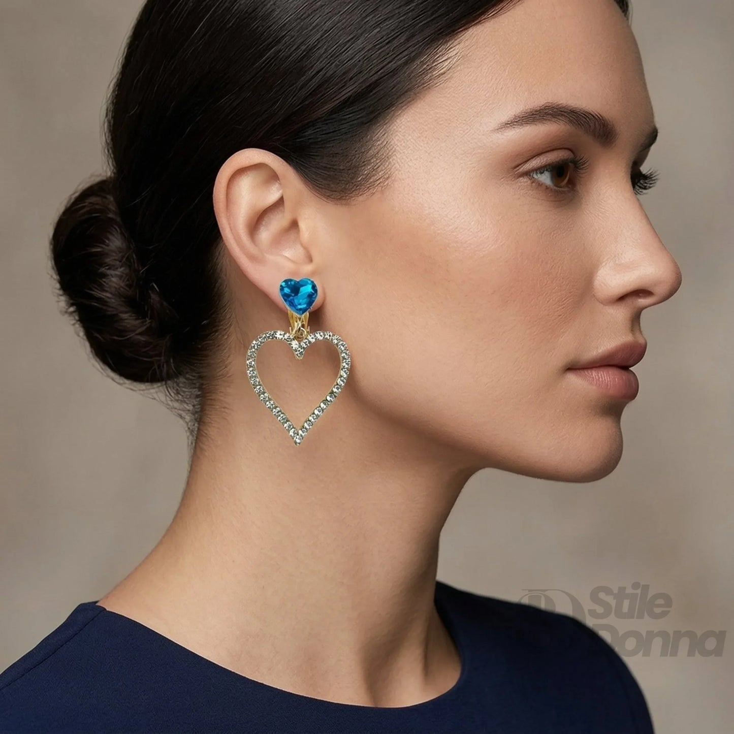 Orecchini Pendenti a Cuore con Cristallo Blu