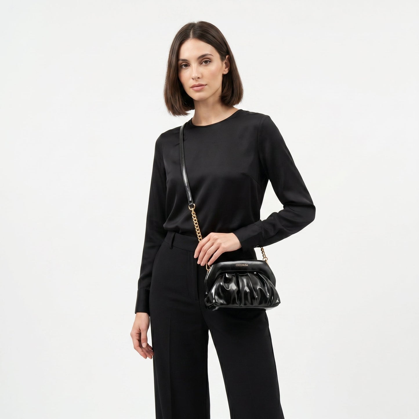 Pochette Drappeggiata con Chiusura a Clip – Coconuda