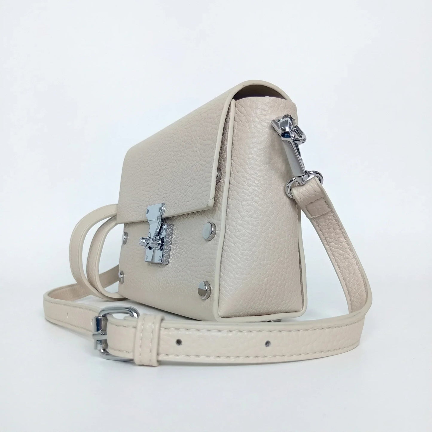 Pochette a Tracolla in Ecopelle con Finiture Argento