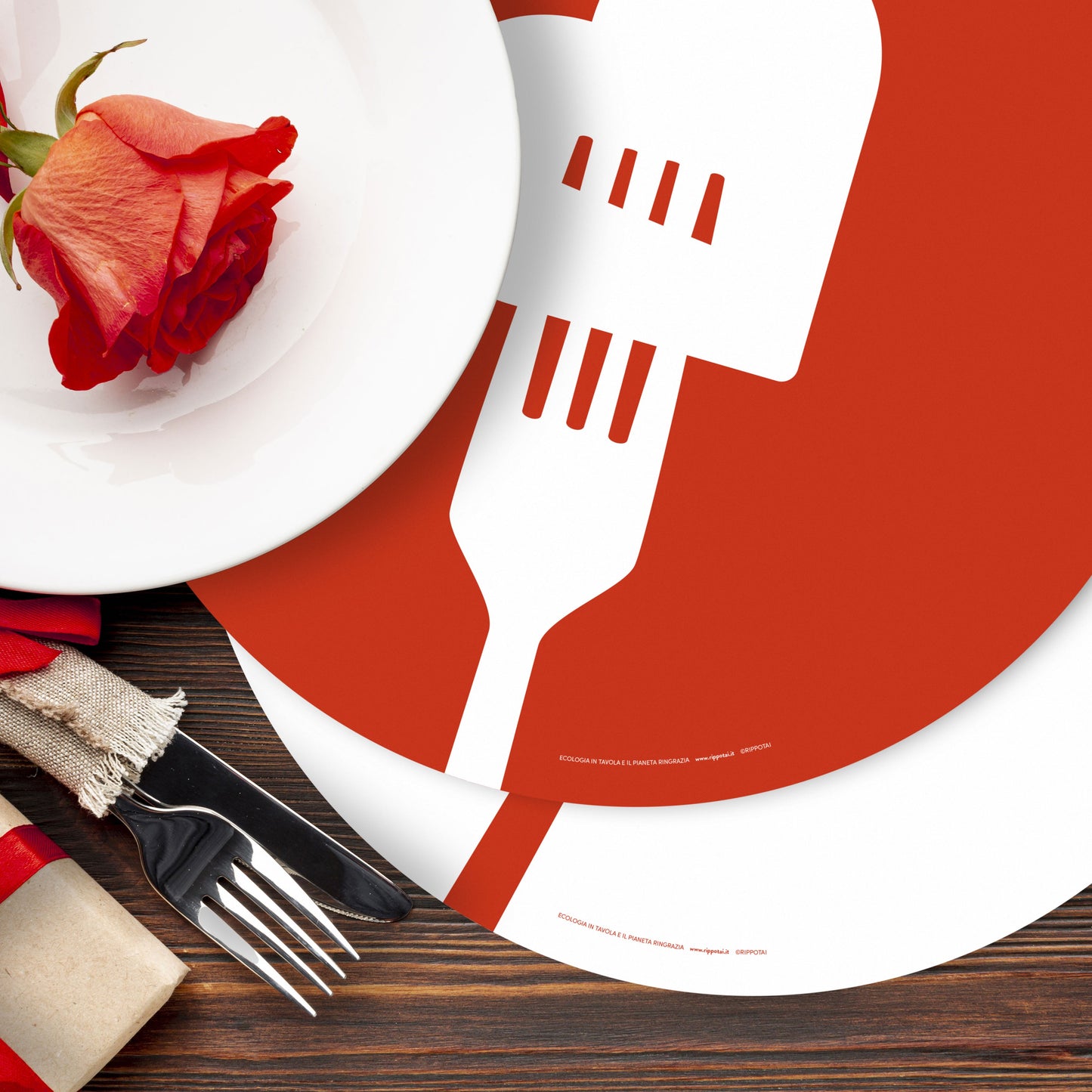 Sottopiatti eleganti ed ecologici a Tema a more per una tavola di San Valentino Speciale