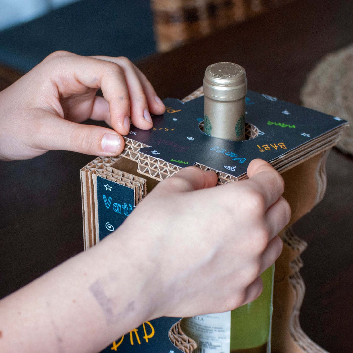 Porta Bottiglia Vino Wine Lover – L'Idea Regalo Perfetta per i Papà