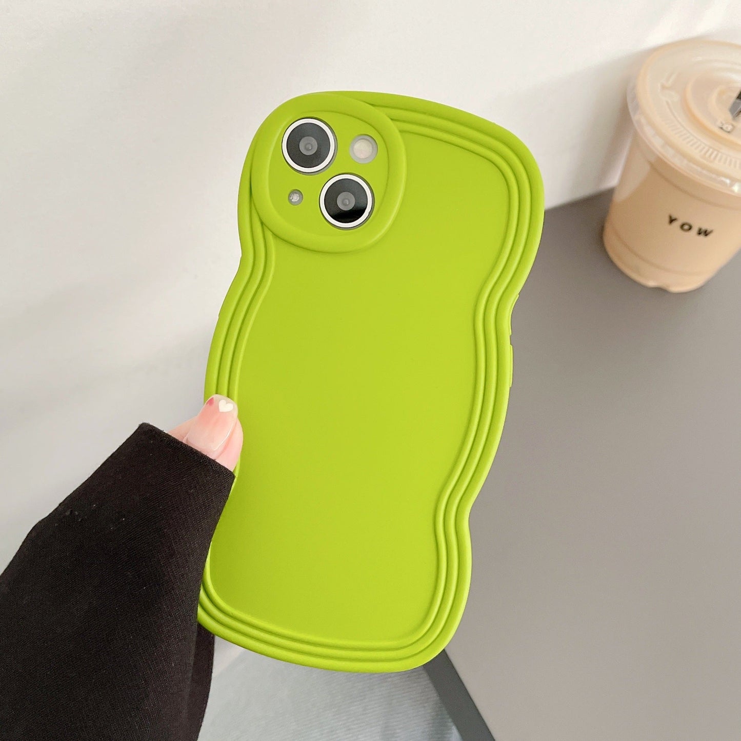 Liquid Solid Color Wavy Edge Phone Case