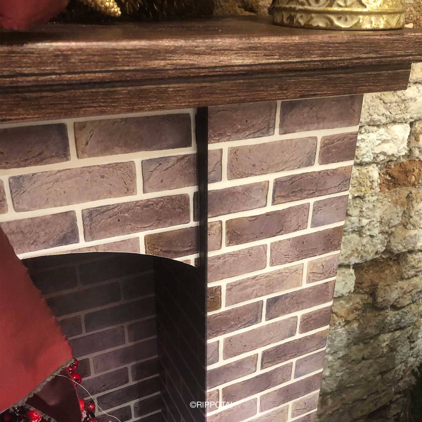 Camino di cartone ecologico per vetrine natalizie