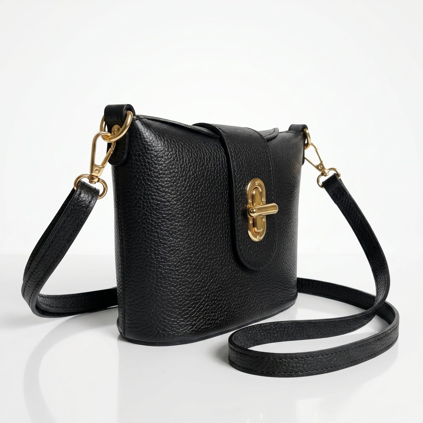Borsa Emma in Vera Pelle con Chiusura a Torsione