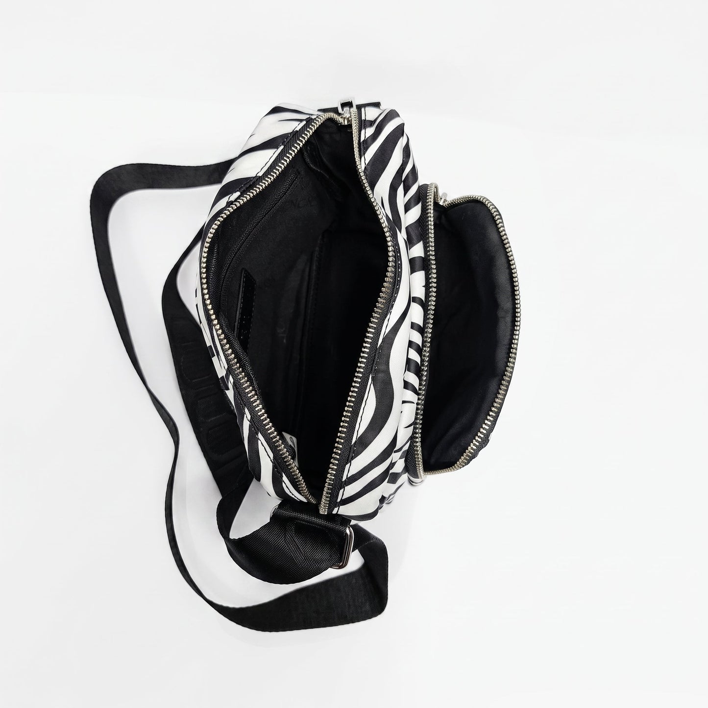 Borsa Coconuda Zebrata in Nylon con Stampa Animalier