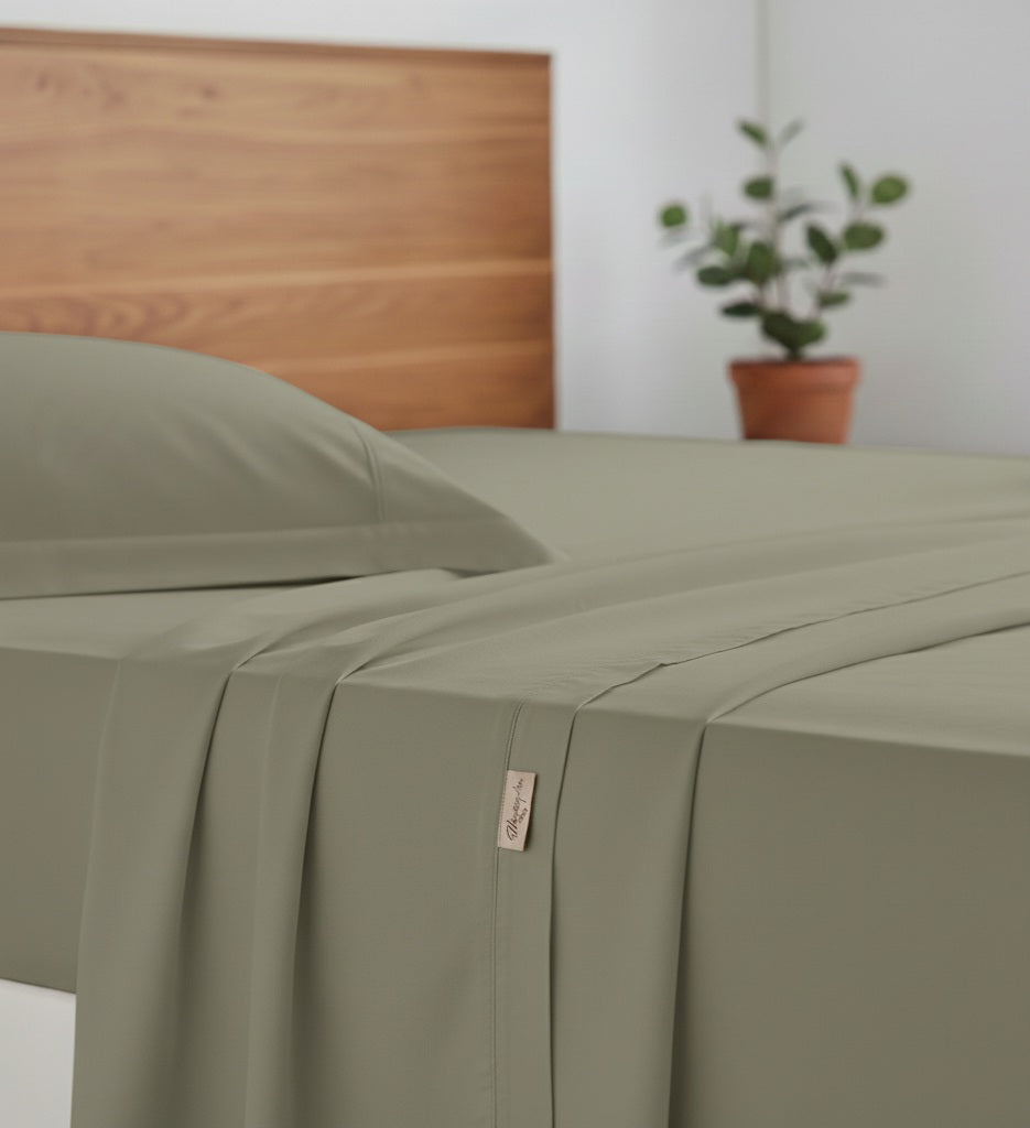 Completo Letto Tinta Unita Cotone Percalle 200 Fili linea ARIA- Matrimoniale.