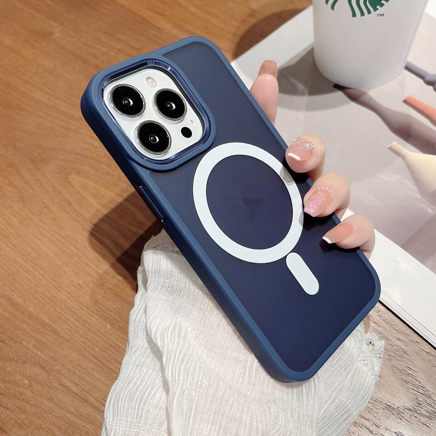 Magnetic Matte Skin Feeling Drop-resistant Phone Case