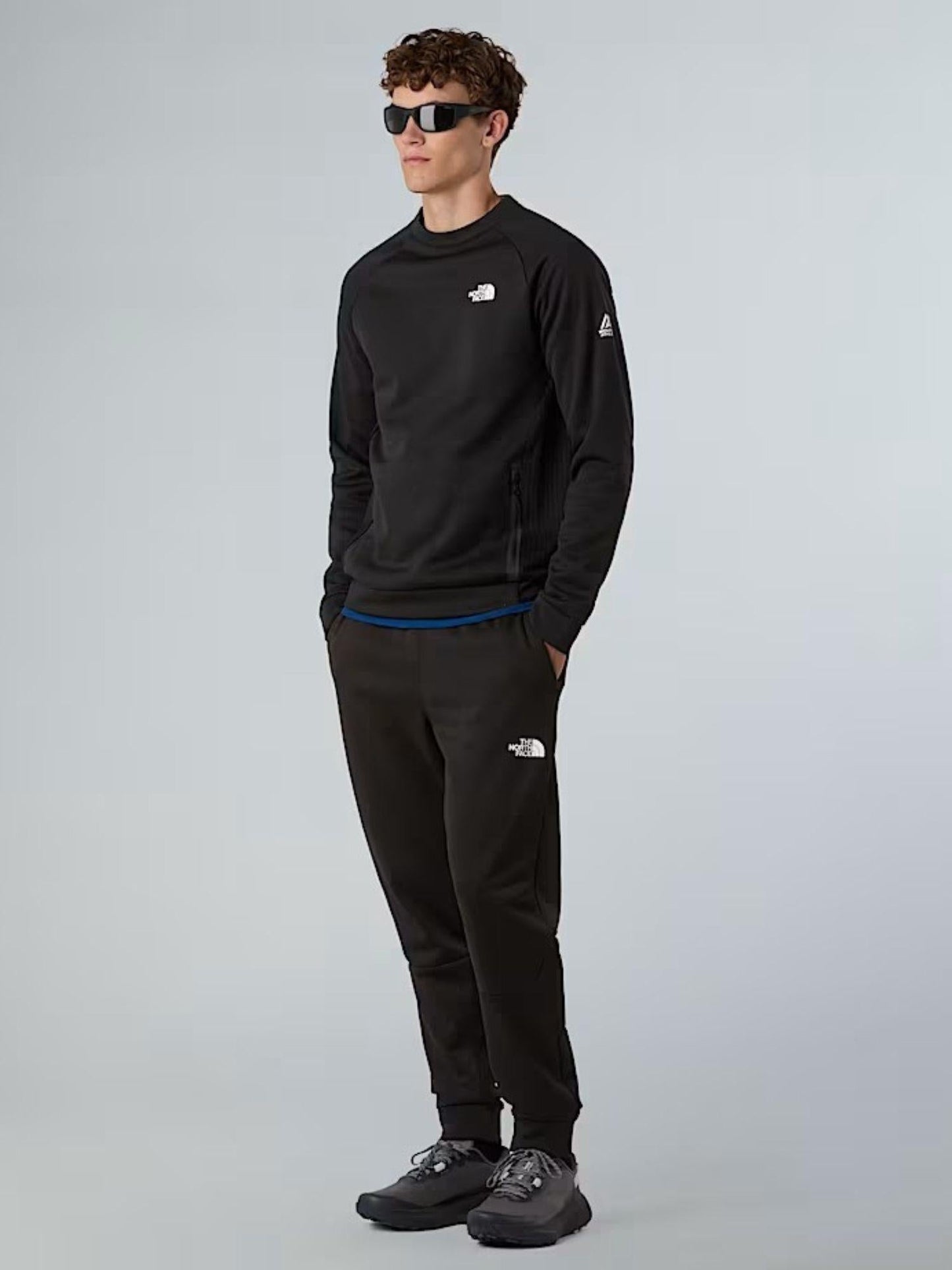 The North Face Pantaloni Jogger Uomo In Pile Mountain Athletics Nero