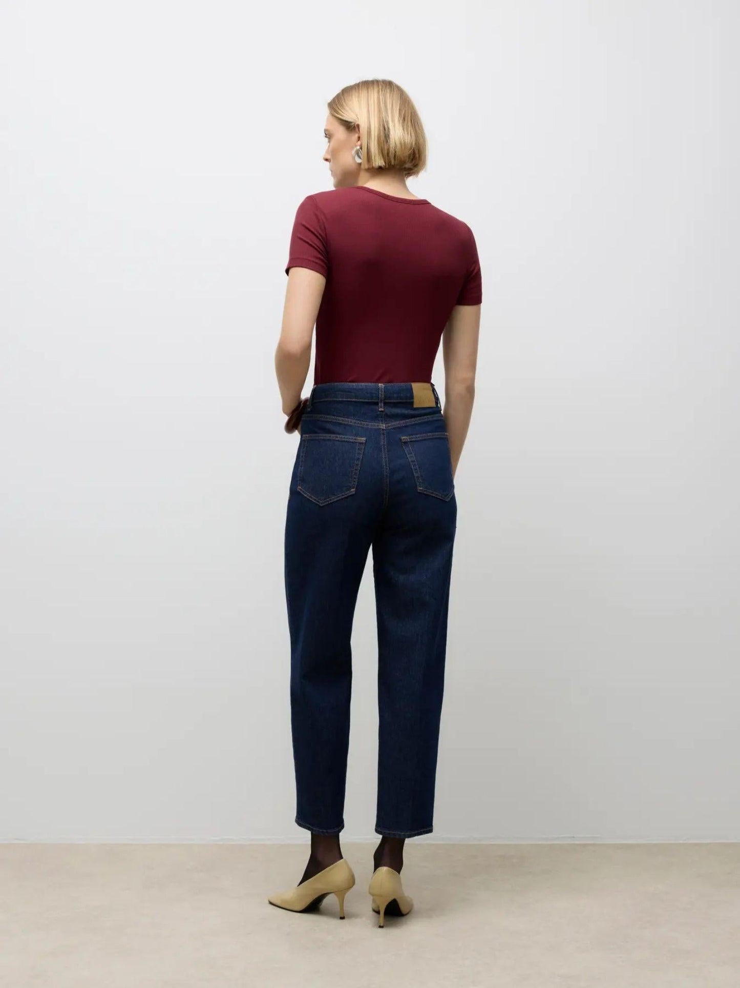 Aware Top Donna Irwina Zinfandel