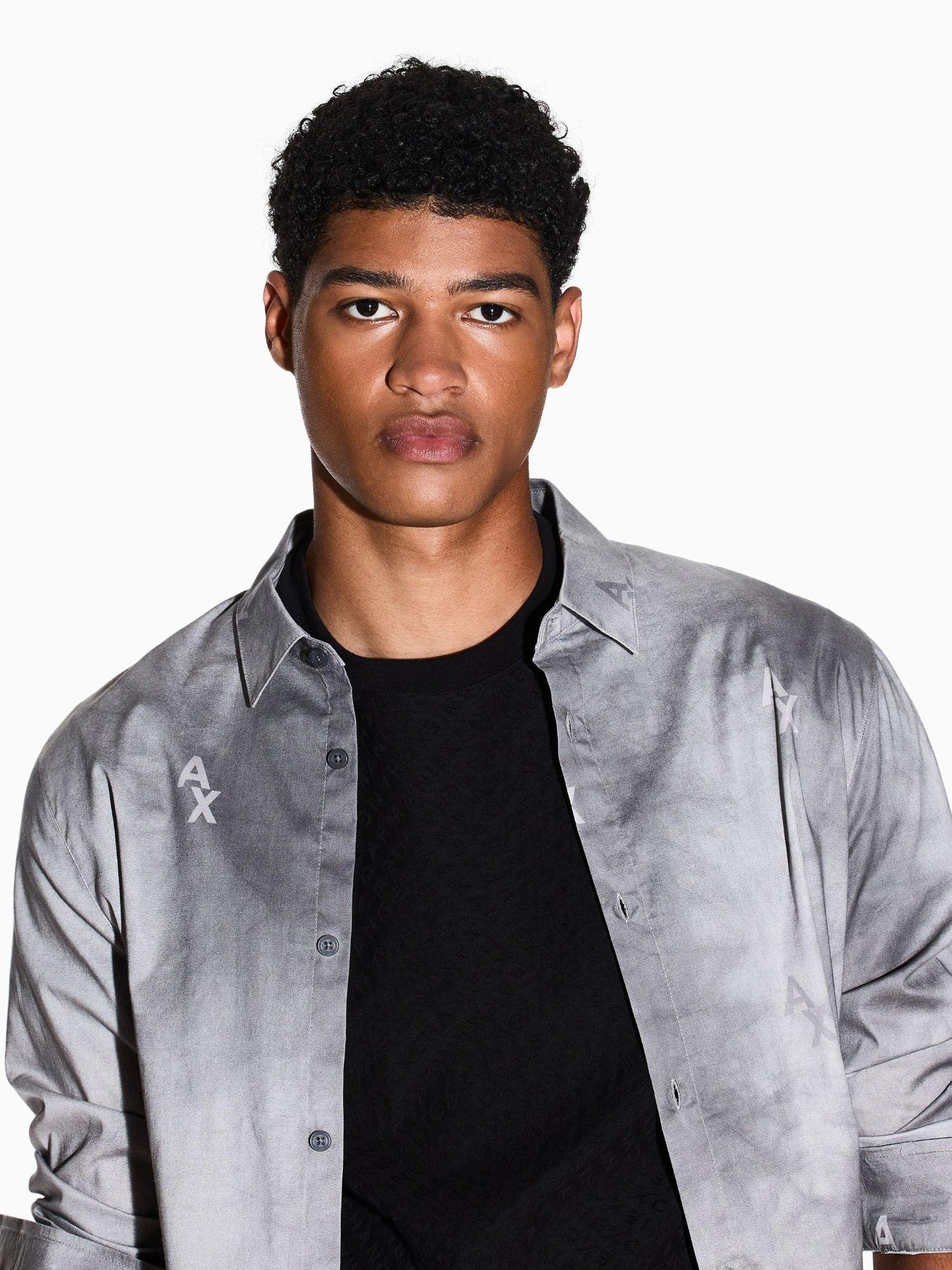 Armani Exchange T-Shirt Uomo Regular Fit in Tessuto Jacquard Nero