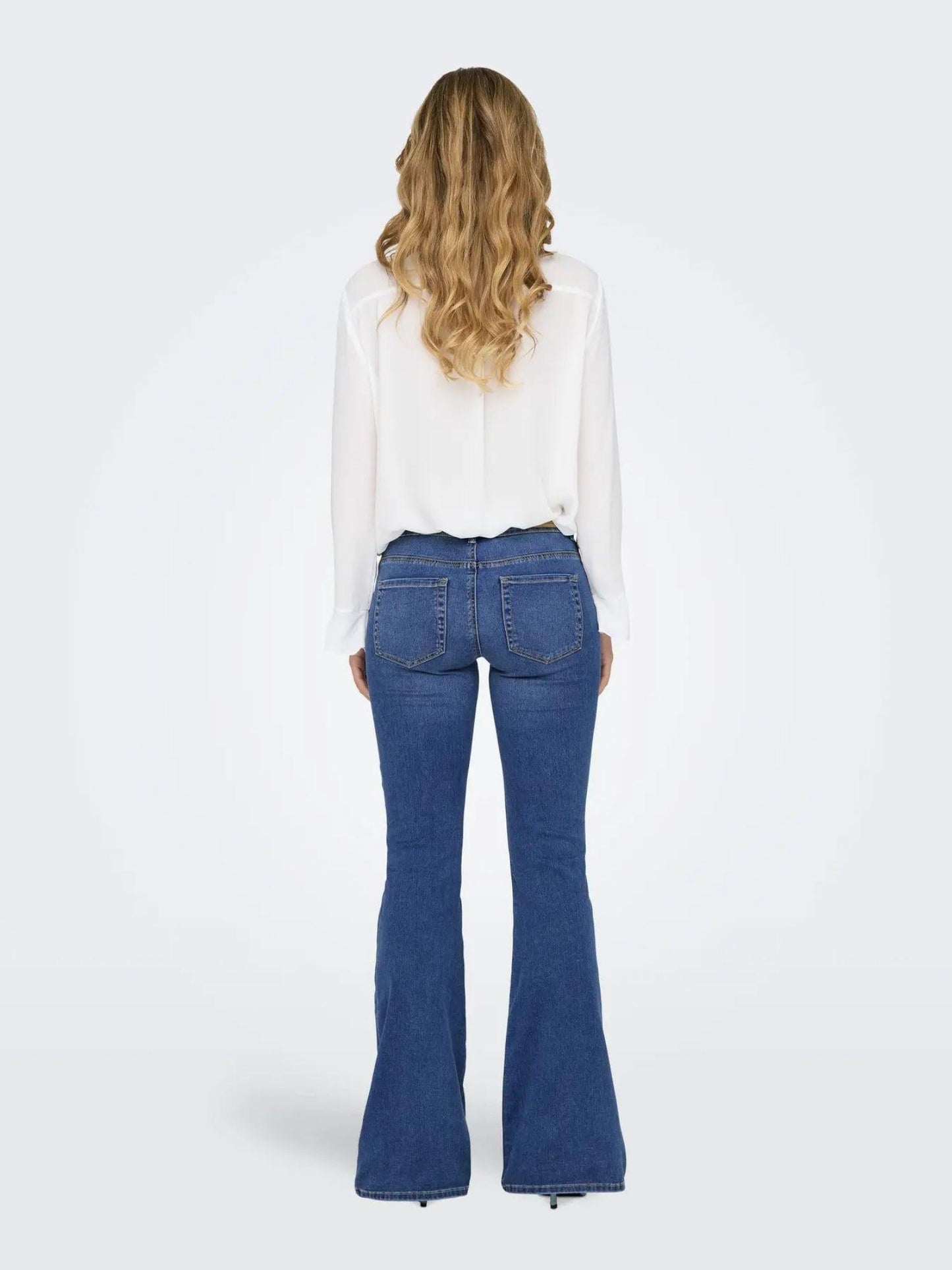 Only Jeans Donna Reese Flared Fit Light Medium Blue Denim