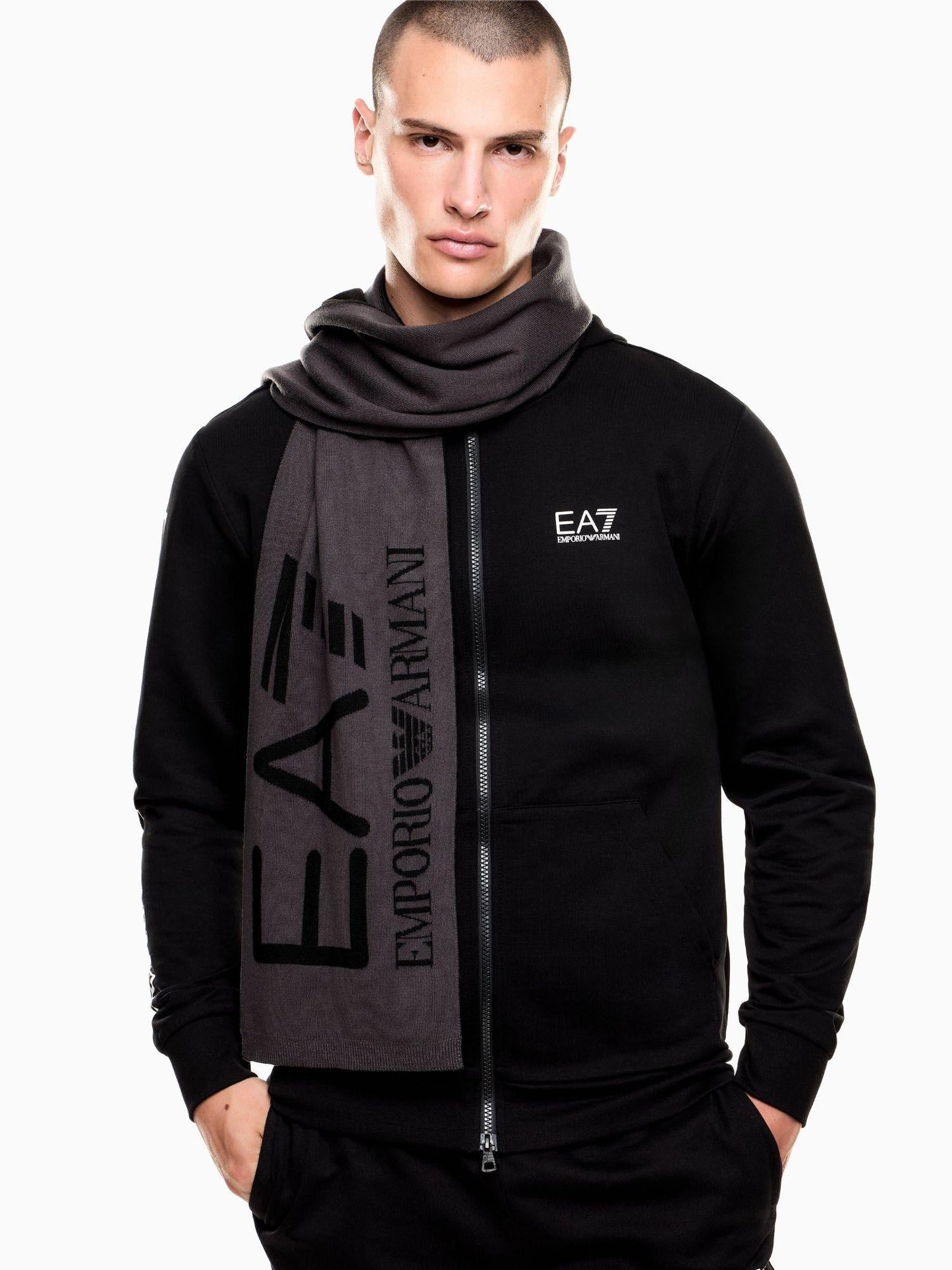 EA7 Emporio Armani Sciarpa Unisex Visibility Con Maxi Logo EA7 Grigio