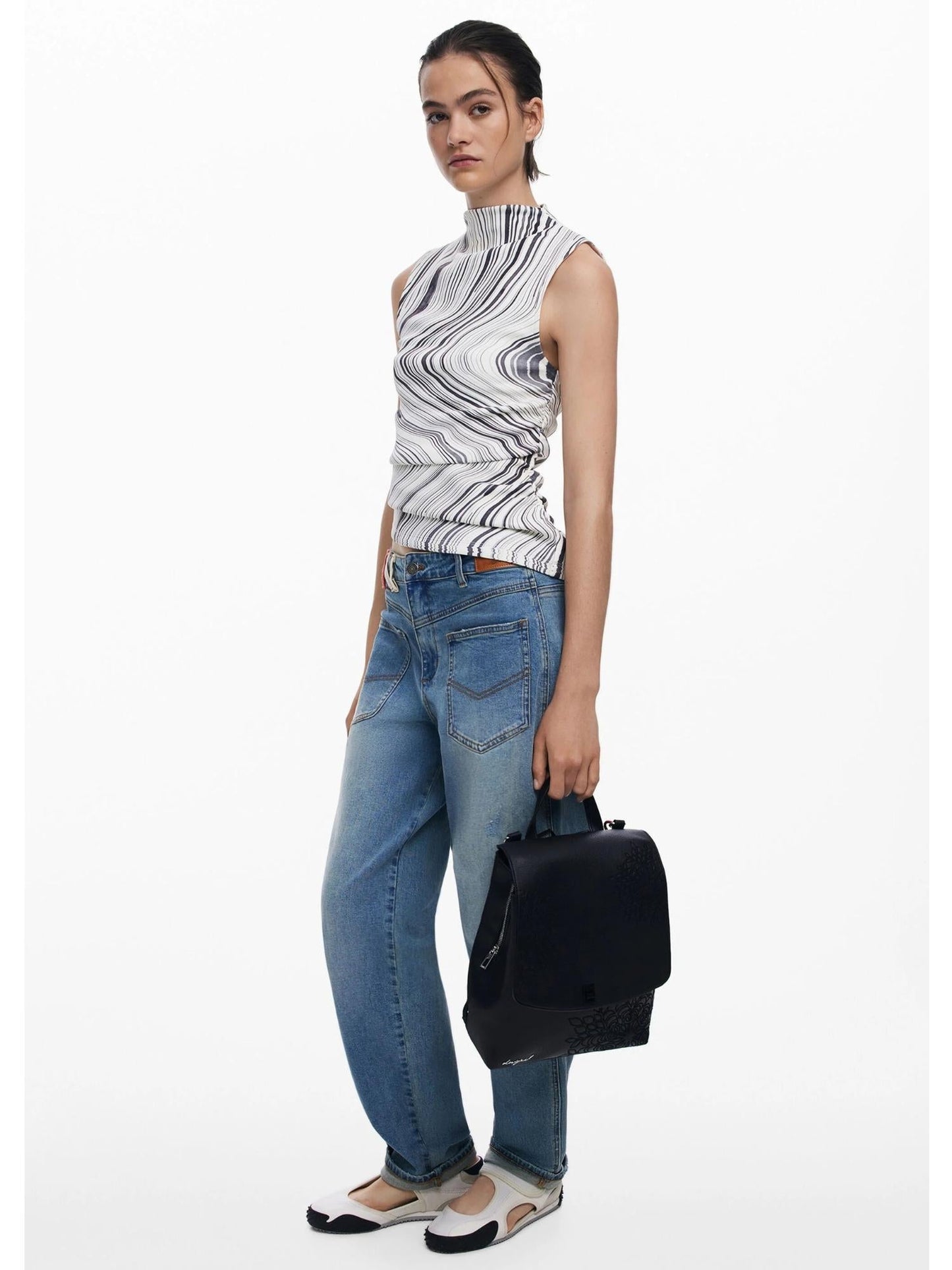 Desigual Zaino con patta piccola incisa Donna Nero