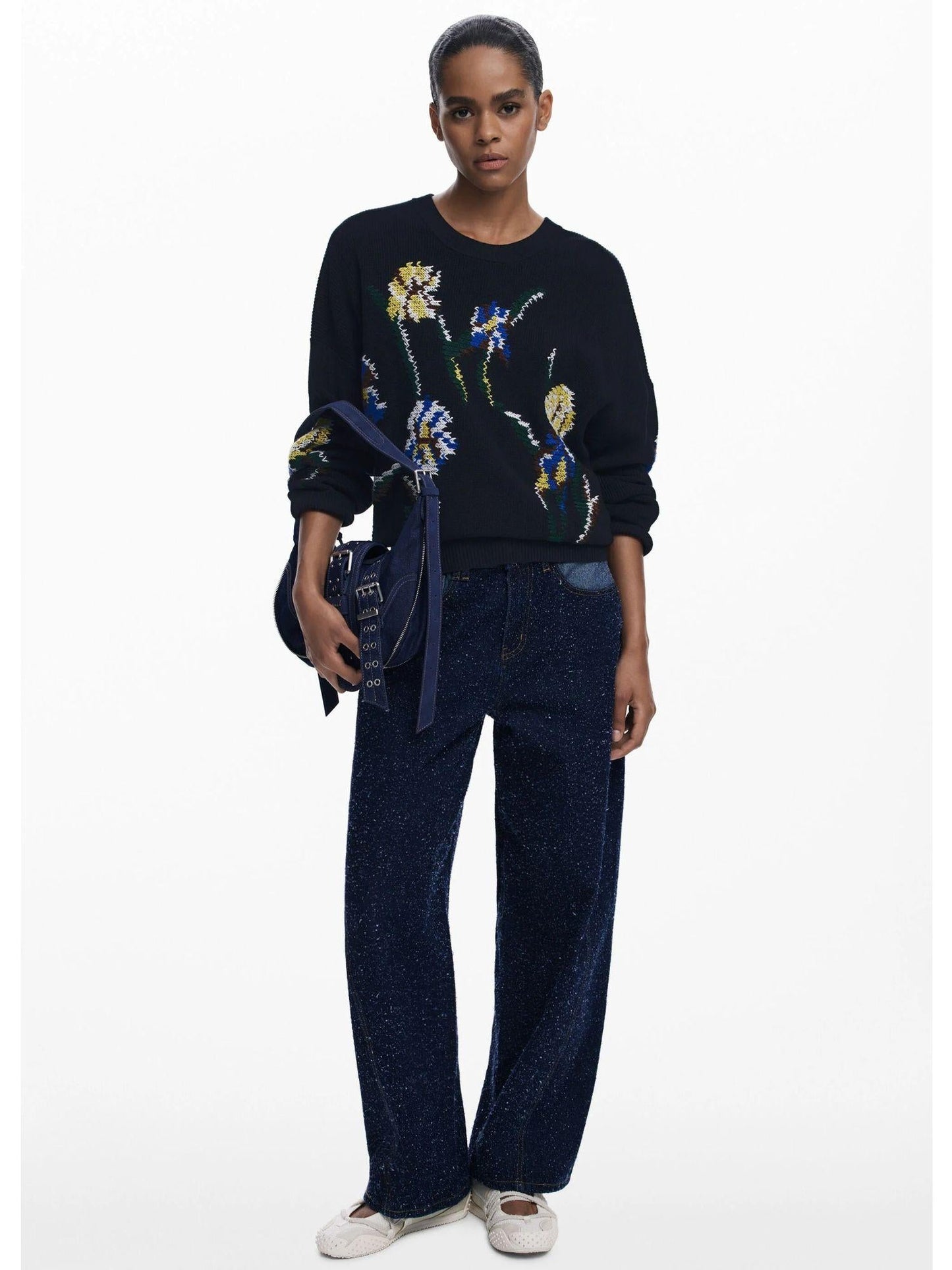 Desigual Maglione jacquard con fiori ricamati Donna Nero