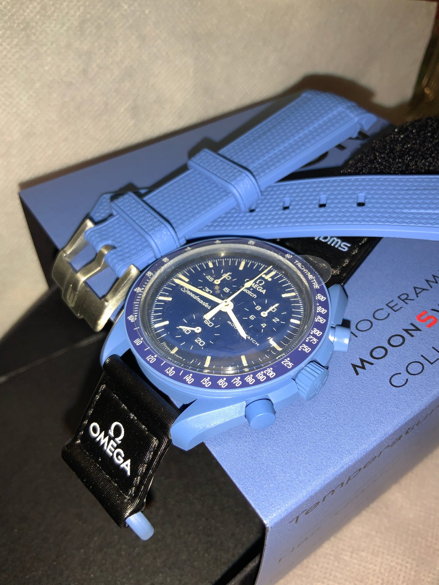 Cinturini silicone avvolgenti CARBON da 20mm per Omega x Swatch