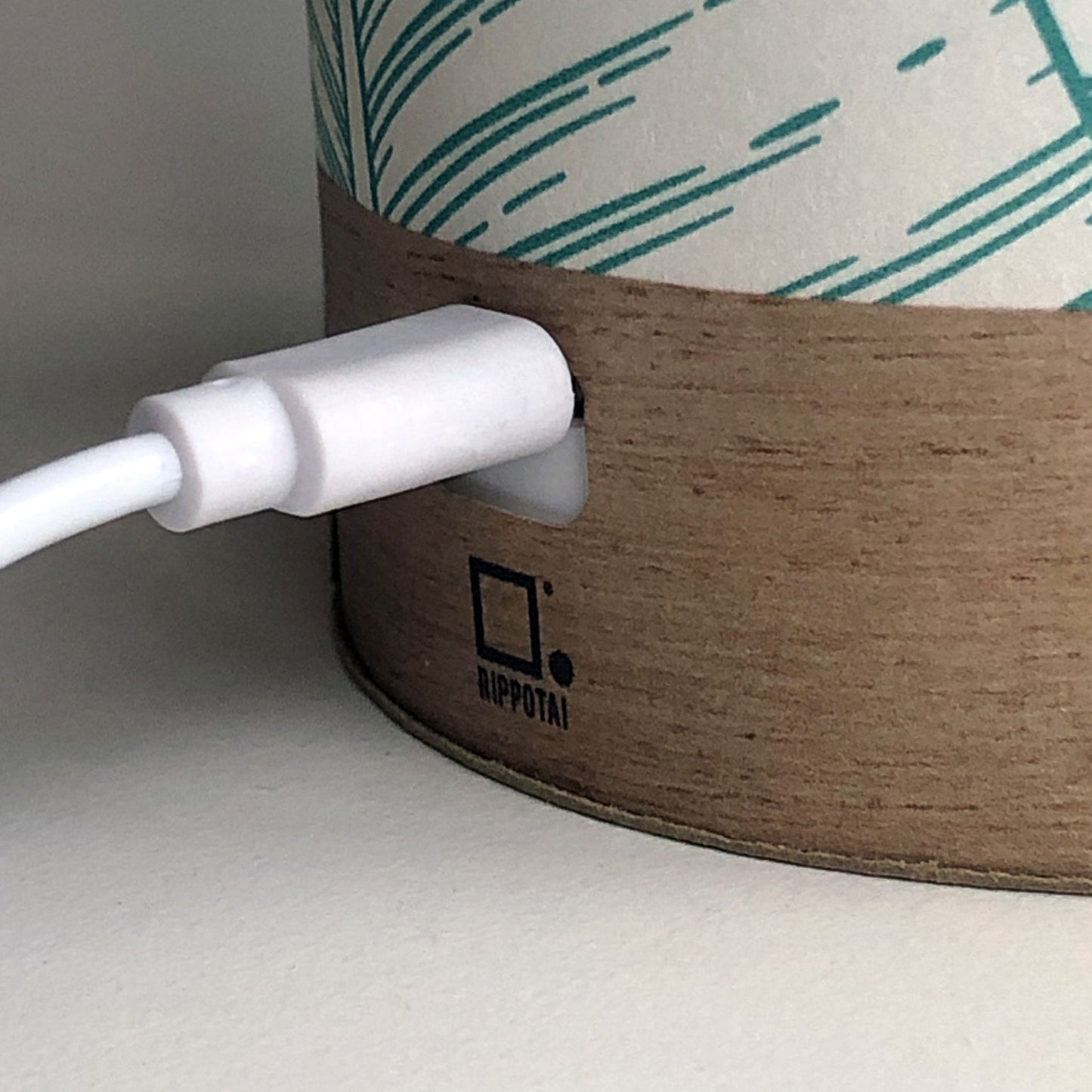 Lampada LED ricaricabile ecologica in carta – Kami Jungle