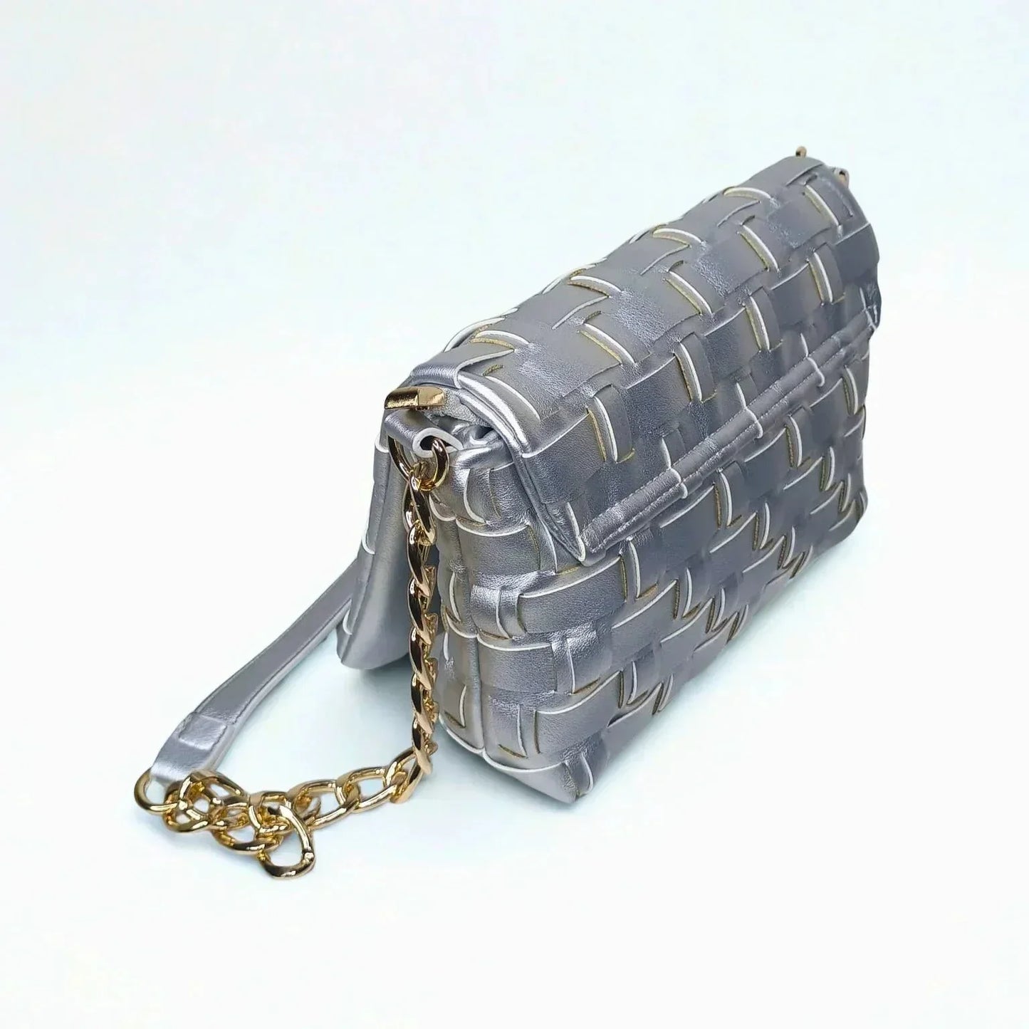 Silver Woven Bag with Chain Strap - MS-2087