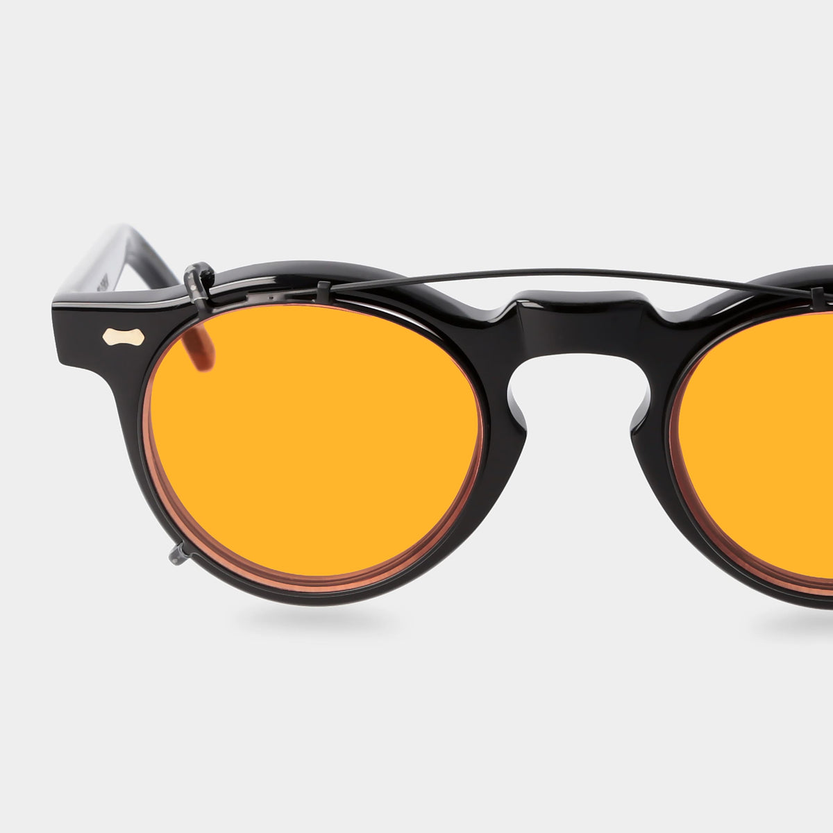 Welt Clip Black | Orange